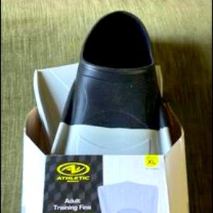 NEW Athletics Works Adult 1pr Training Fins XL (Men's 12 - 13) Diving/Swimming